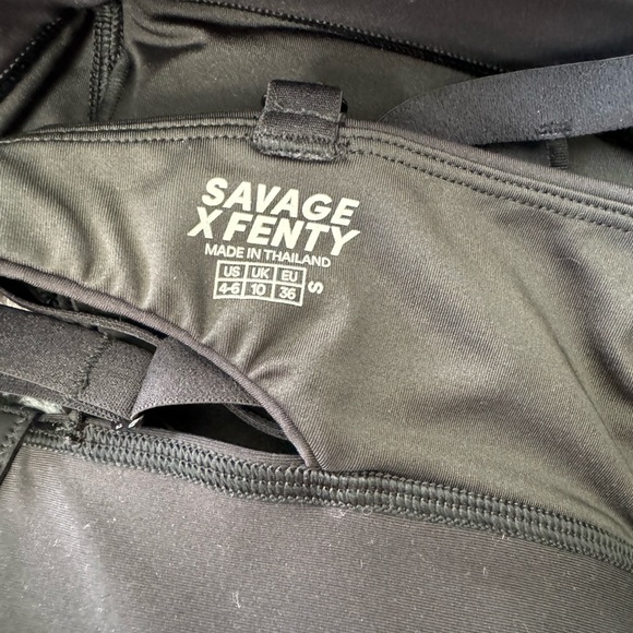 Savage X Fenty Curve Alert Medium-Impact Sports Bra - Picture 3 of 6